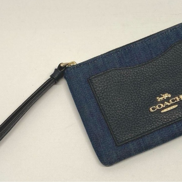 COACH Corner Zip Wristlet DENIM /Light Gold refined pebble Leather details NWOT - Picture 2 of 5